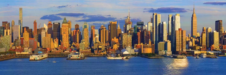 View Of Manhattan Skyline, New York City, New York State, USA II