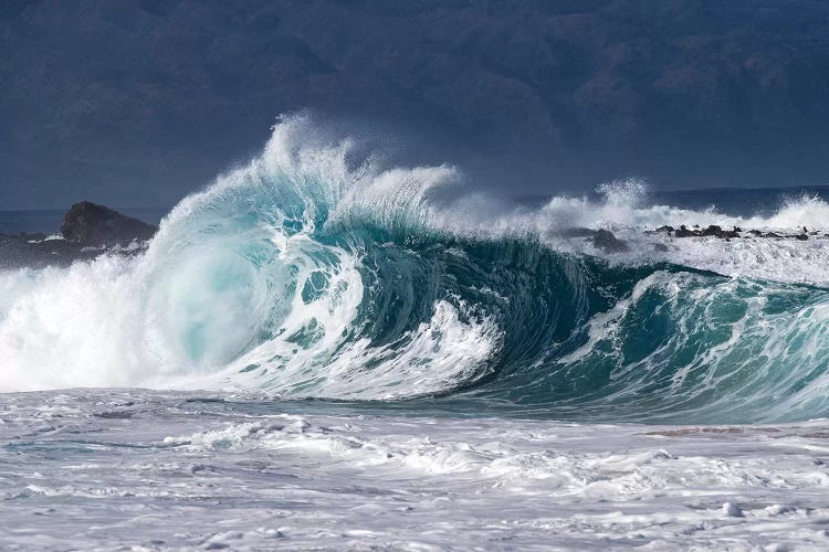 Waves In Pacific Ocean, Hawaii, USA