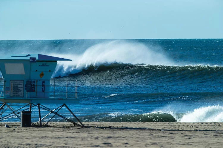 Waves In The Pacific Ocean, Huntington Beach, Orange County, California, USA