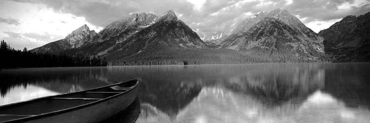 Canoe Leigh Lake Grand Teton National Park, WY USA