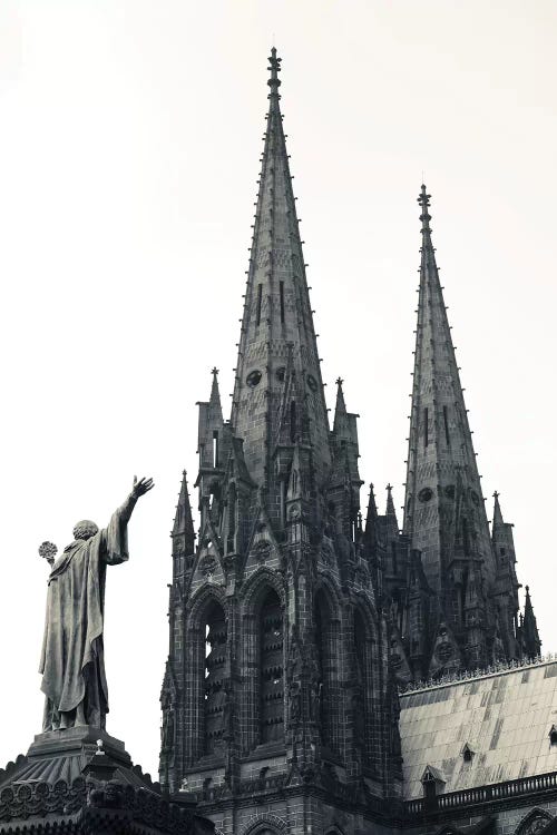 Low Angle View Of A Cathedral, Cathedrale Notre-Dame-De-L'Assomption, Clermont-Ferrand, Auvergne, Puy-De-Dome, France