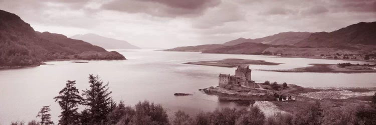 Eilean Donan Castle on Loch Alsh & Duich Scotland