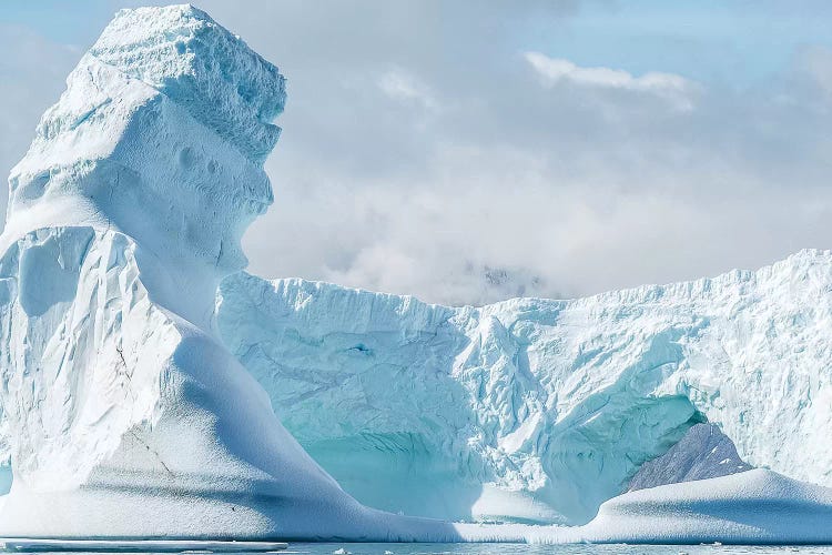 Iceberg floating in Southern Ocean, Antarctic Peninsula, Antarctica