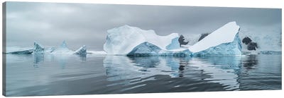 Icebergs floating in the Southern Ocean, Iceberg Graveyard, Lemaire Channel, Antarctic Peninsula, Antarctica Canvas Art Print - Glacier & Iceberg Art