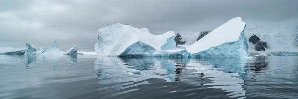 Icebergs floating in the Southern Ocean I, Iceberg Graveyard, Lemaire Channel, Antarctic Peninsula, Antarctica