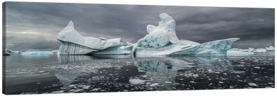 Icebergs floating in the Southern Ocean, Iceberg Graveyard, Lemaire Channel, Antarctic Peninsula, Antarctica Canvas Art Print - Glacier & Iceberg Art