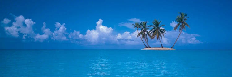 Tiny Uninhabited Island, Caribbean Sea