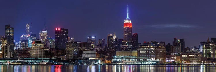 Manhattan skyline with Empire State Building from Hoboken at dawn, New York City, New York State, USA