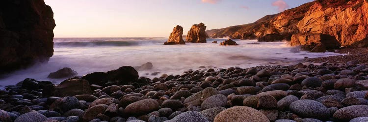 Rocky coast of Garrapata State Park, California, USA