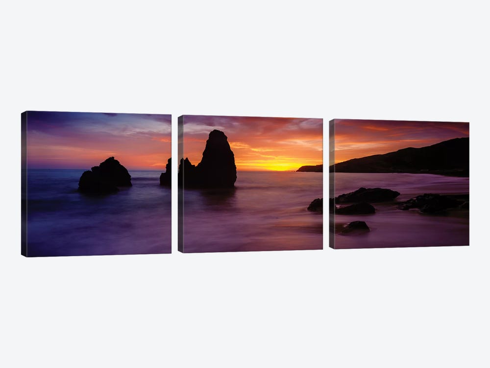 Rodeo Beach at sunset, Golden Gate National Recreation Area, California, USA 3-piece Canvas Artwork