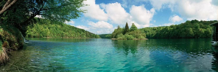 Scenic view of a lake, Plitvice Lakes National Park, Lika-Senj County, Karlovac County, Croatia