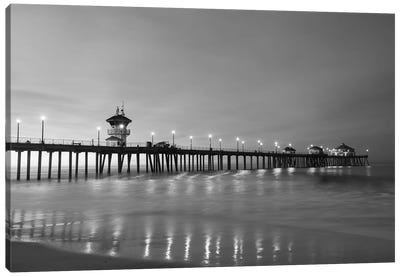 Scenic view of Huntington Beach Pier, California, USA Canvas Art Print