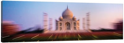 Taj Mahal exterior view, Agra, Uttar Pradesh, India Canvas Art Print