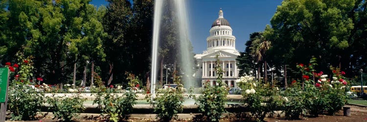 Fountain in a garden in front of a state capitol building, Sacramento, California, USA