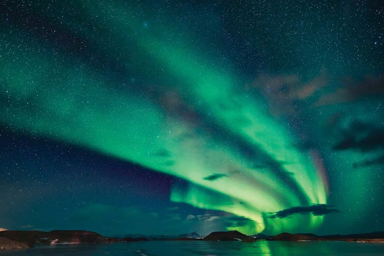 Aurora Borealis, Lake Myvatn, Iceland