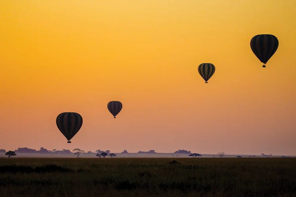 Balloons Flying Over Serengeti National Park, Tanzania, Africa