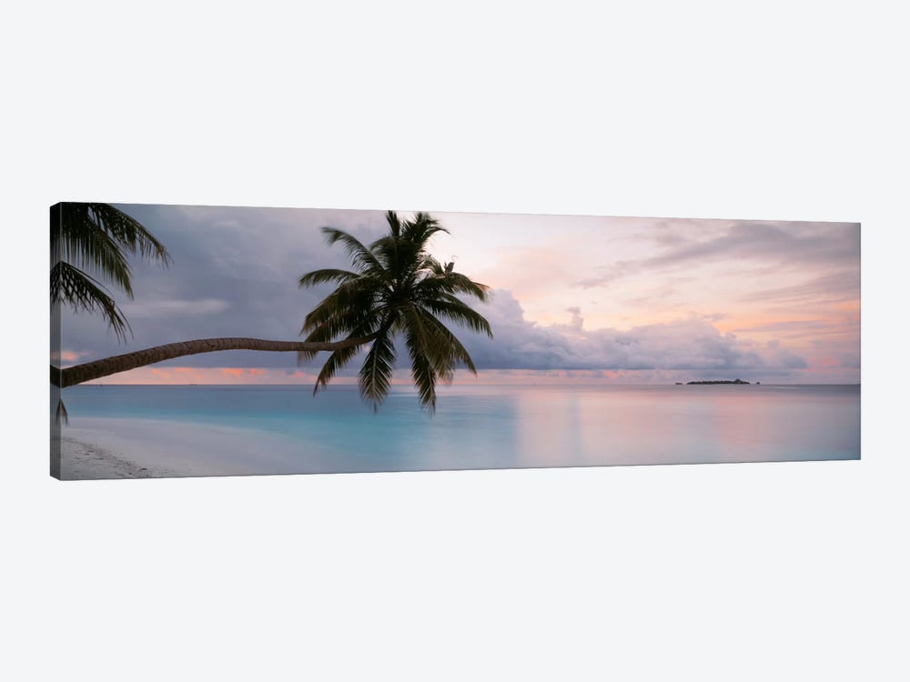 Indian Ocean Maldives by Panoramic Images 1-piece Canvas Artwork