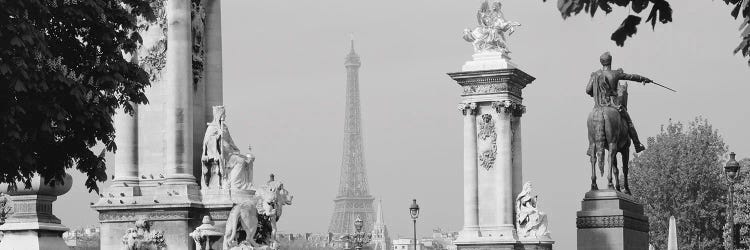 Low Angle View Of A Statue, Alexandre III Bridge, Eiffel Tower, Paris, France