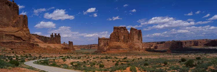 Scenic Drive, Arches National Park, Utah, USA