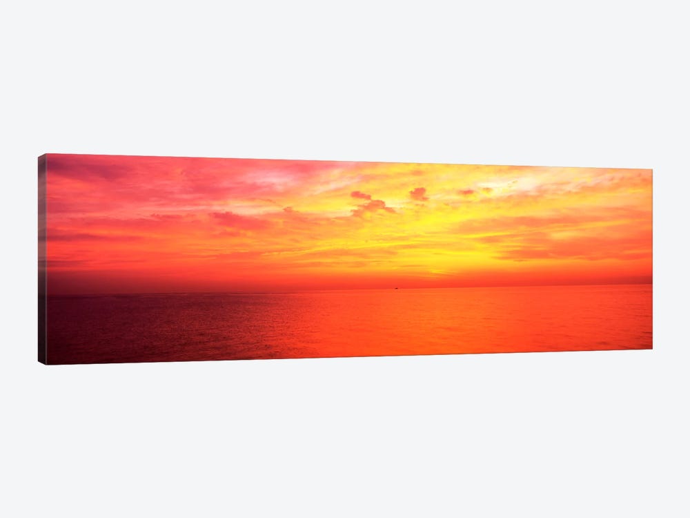 Clouds over a lake at sunrise, Lake Michigan, Chicago, Illinois, USA by Panoramic Images 1-piece Canvas Wall Art