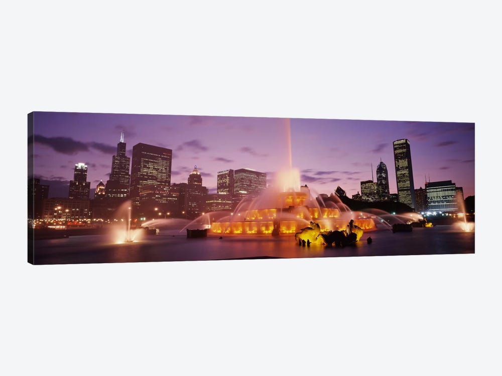 Buckingham Fountain At Night, Chicago, Illinois, USA by Panoramic Images 1-piece Canvas Art Print