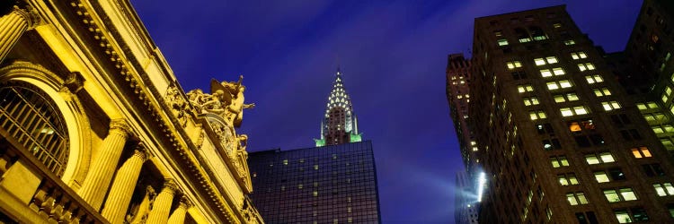 Low-Angle View Of Clock And Glory Of Commerce Sculpture, Grand Central Station , New York City, New York, USA