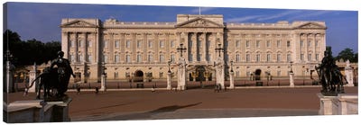 East Front, Buckingham Palace, London, England, United Kingdom Canvas Art Print - Buckingham Palace