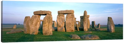 England, Wiltshire, Stonehenge Canvas Art Print - Wonders of the World