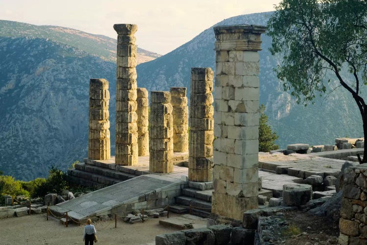 Remaining Doric Columns, Temple Of Apollo, Delphi, Greece