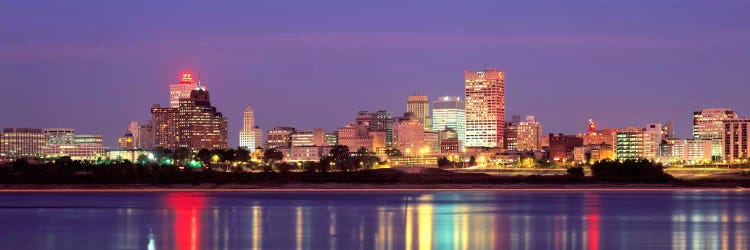 Dusk, Memphis, Tennessee, USA