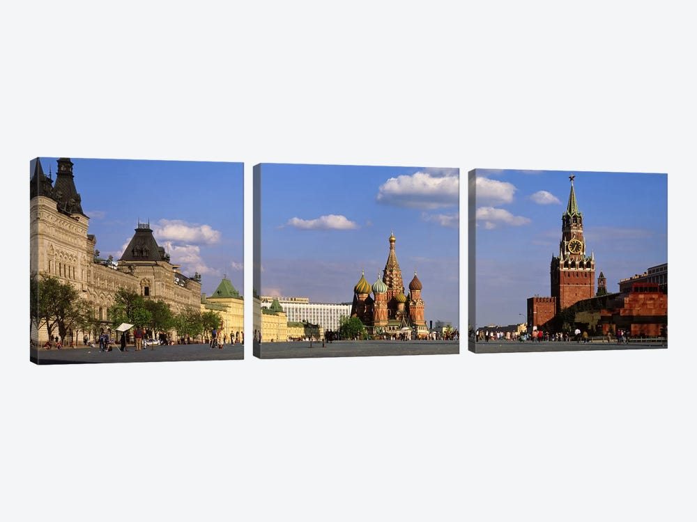 Red Square (Krasnaya Ploshchad), Moscow, Russia by Panoramic Images 3-piece Canvas Print