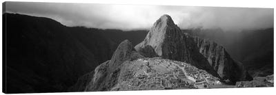 Ruins, Machu Picchu, Peru (black & white) Canvas Art Print - Machu Picchu
