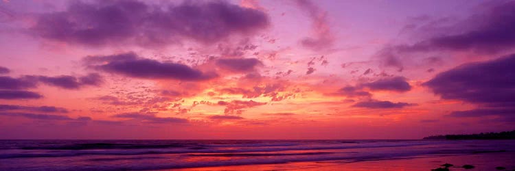 Clouds in the sky at sunset, Pacific Beach, San Diego, California, USA