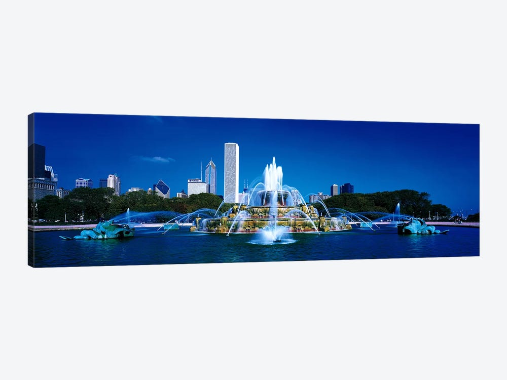 Buckingham Fountain Chicago IL USA by Panoramic Images 1-piece Canvas Artwork