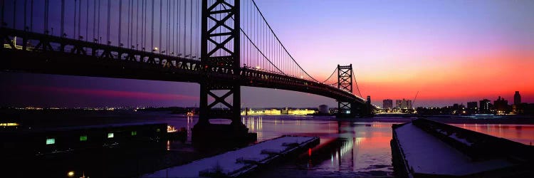 Suspension bridge across a river, Ben Franklin Bridge, Philadelphia, Pennsylvania, USA