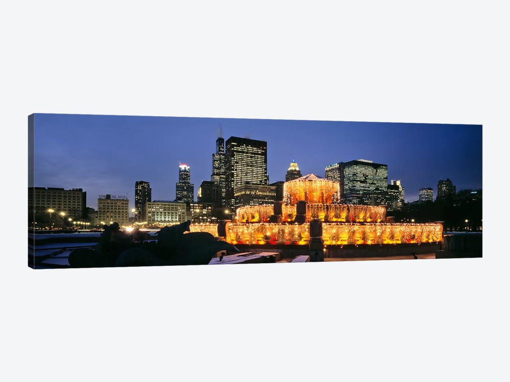 Buckingham Fountain Decorated For ChristmasChicago, Illinois, USA by Panoramic Images 1-piece Canvas Artwork