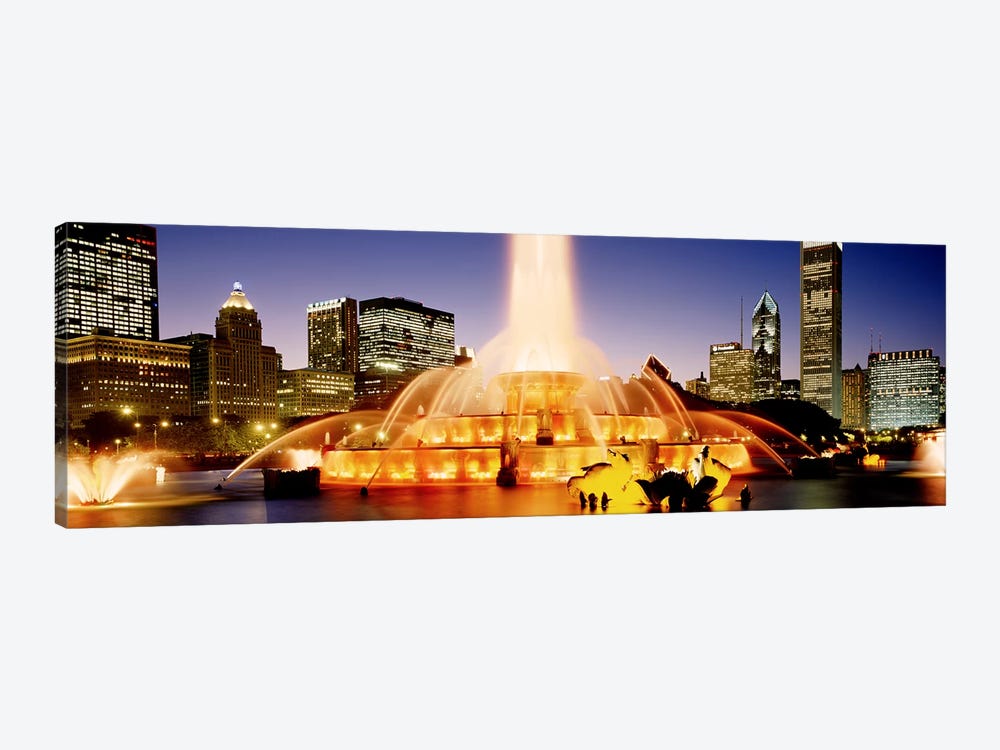 Buckingham Fountain At Dusk, Chicago, Cook County, Illinois, USA by Panoramic Images 1-piece Canvas Artwork