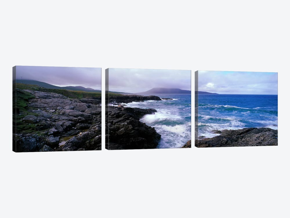 (Traigh Luskentyre ) Sound of Taransay (Outer Hebrides ) Isle of Harris Scotland by Panoramic Images 3-piece Canvas Print