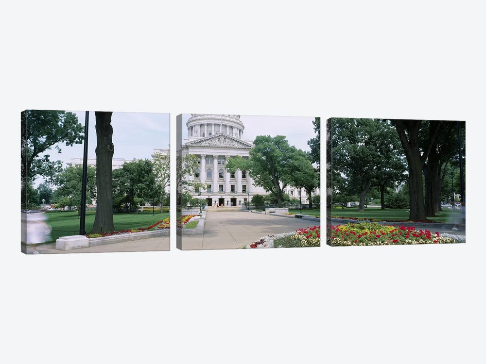 State Capital Building, Madison, Wisconsin, USA by Panoramic Images 3-piece Canvas Artwork