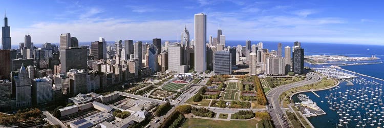 USA, Illinois, Chicago, Millennium Park, Pritzker Pavilion, aerial view of a city