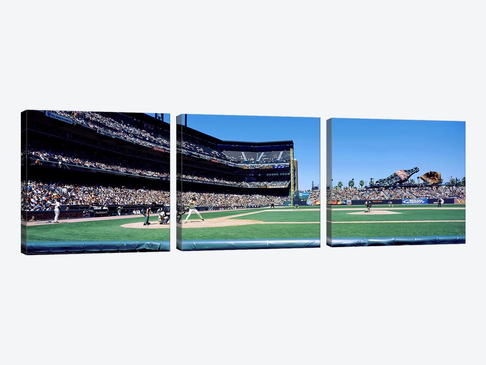 USA, California, San Francisco, SBC Ballpark, Spectator watching the baseball game in the stadium 3-piece Art Print