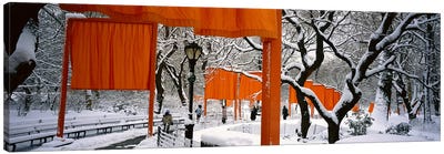 USANew York, New York City, Central Park, People walking in the The Gates Canvas Art Print - City Park Art