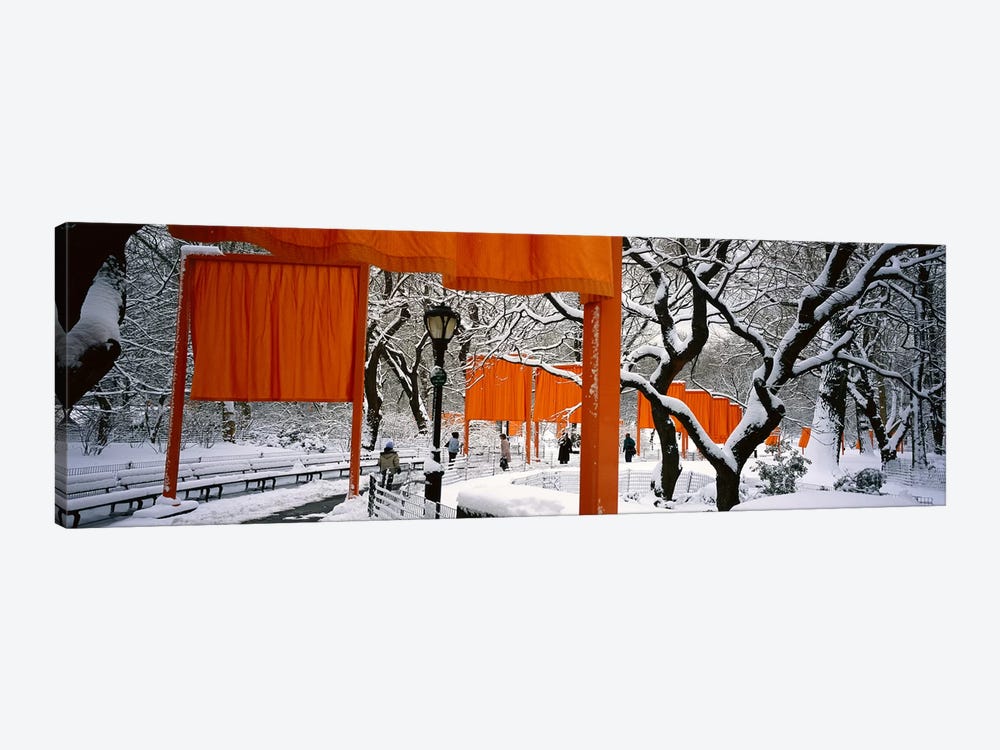 USANew York, New York City, Central Park, People walking in the The Gates by Panoramic Images 1-piece Canvas Art Print