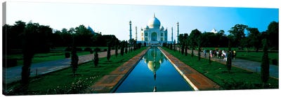 Taj Mahal Agra India Canvas Art Print - Dome Art
