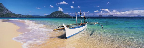 Fishing boat moored on the beach, Palawan, Philippines