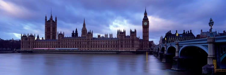 Palace Of Westminster On A Cloudy Day, London, England, United Kingdom