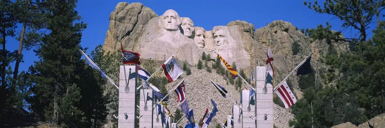 Mount Rushmore National Memorial With The Avenue Of Flags, South Dakota, USA