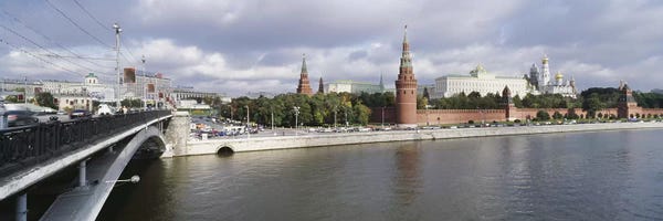Moscow: Bridge across a river, Bolshoy Kamenny Bridge, Grand Kremlin Palace, Moskva River, Moscow, Russia by Panoramic Images