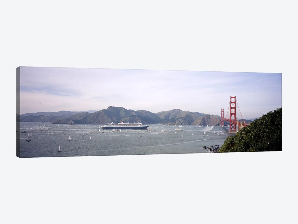 Cruise ship approaching a suspension bridge, RMS Queen Mary 2, Golden Gate Bridge, San Francisco, California, USA by Panoramic Images 1-piece Canvas Wall Art