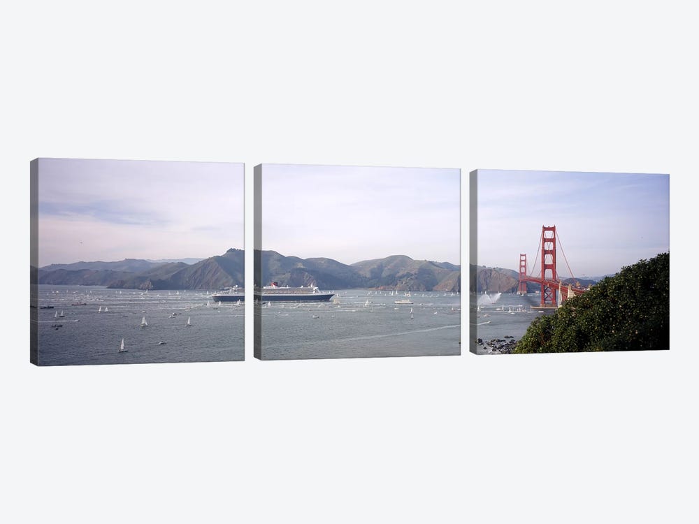 Cruise ship approaching a suspension bridge, RMS Queen Mary 2, Golden Gate Bridge, San Francisco, California, USA by Panoramic Images 3-piece Canvas Wall Art